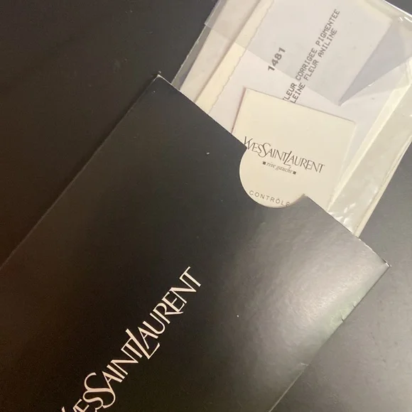 Yves Saint Laurent Wallet Portespicc 2009 - Picture 11 of 11